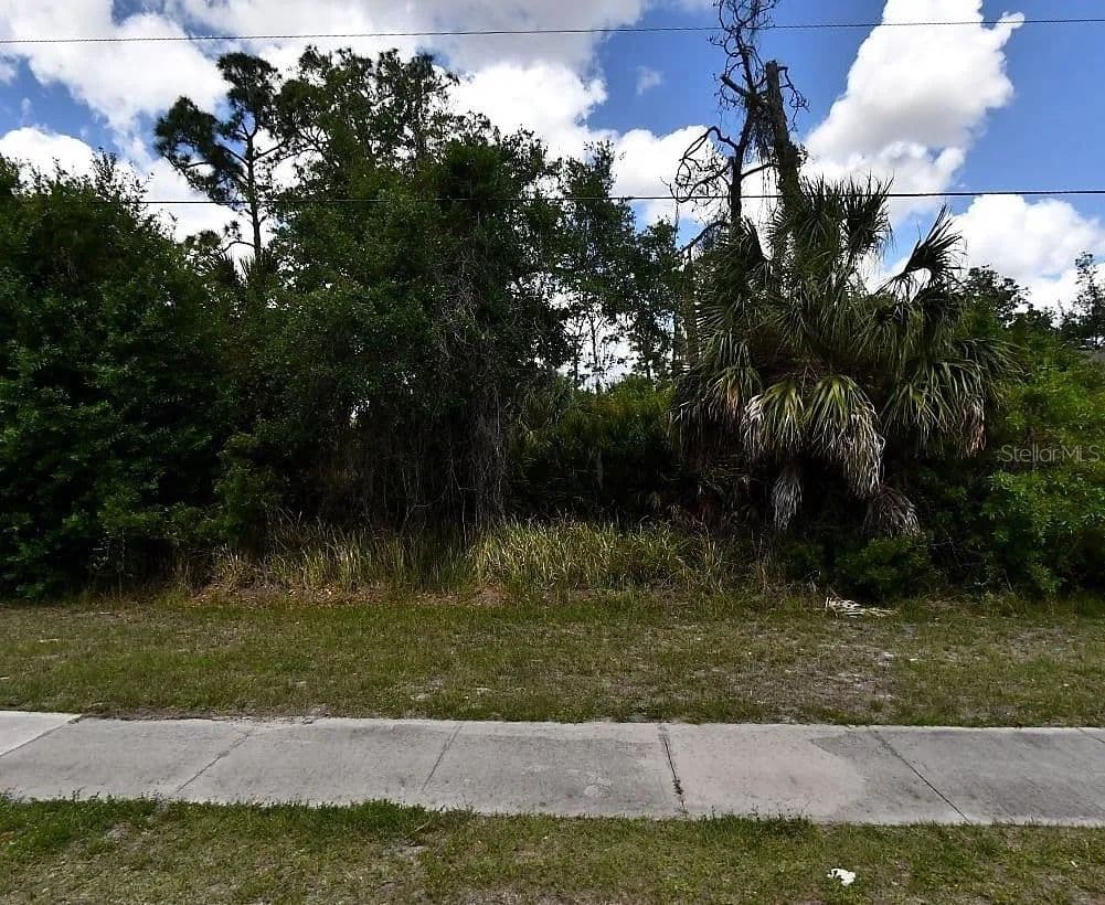Lots & Land-Other in NORTH PORT - North Port, Florida, 34286