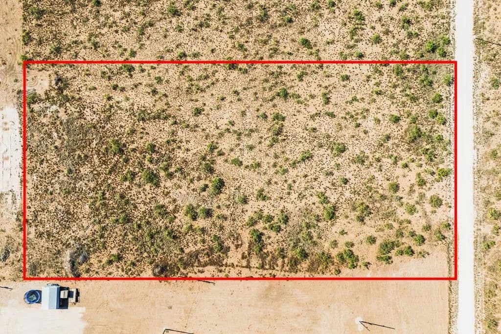 4 Acres of Land for Sale in Seminole, Texas - Seminole, Texas, 79360
