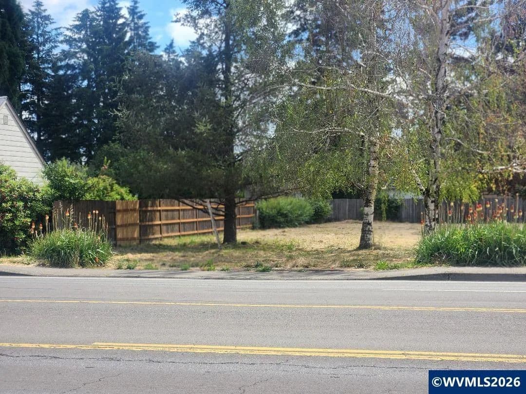 Property from 4762 Lancaster Dr NE - KW - Salem, Oregon, 97305