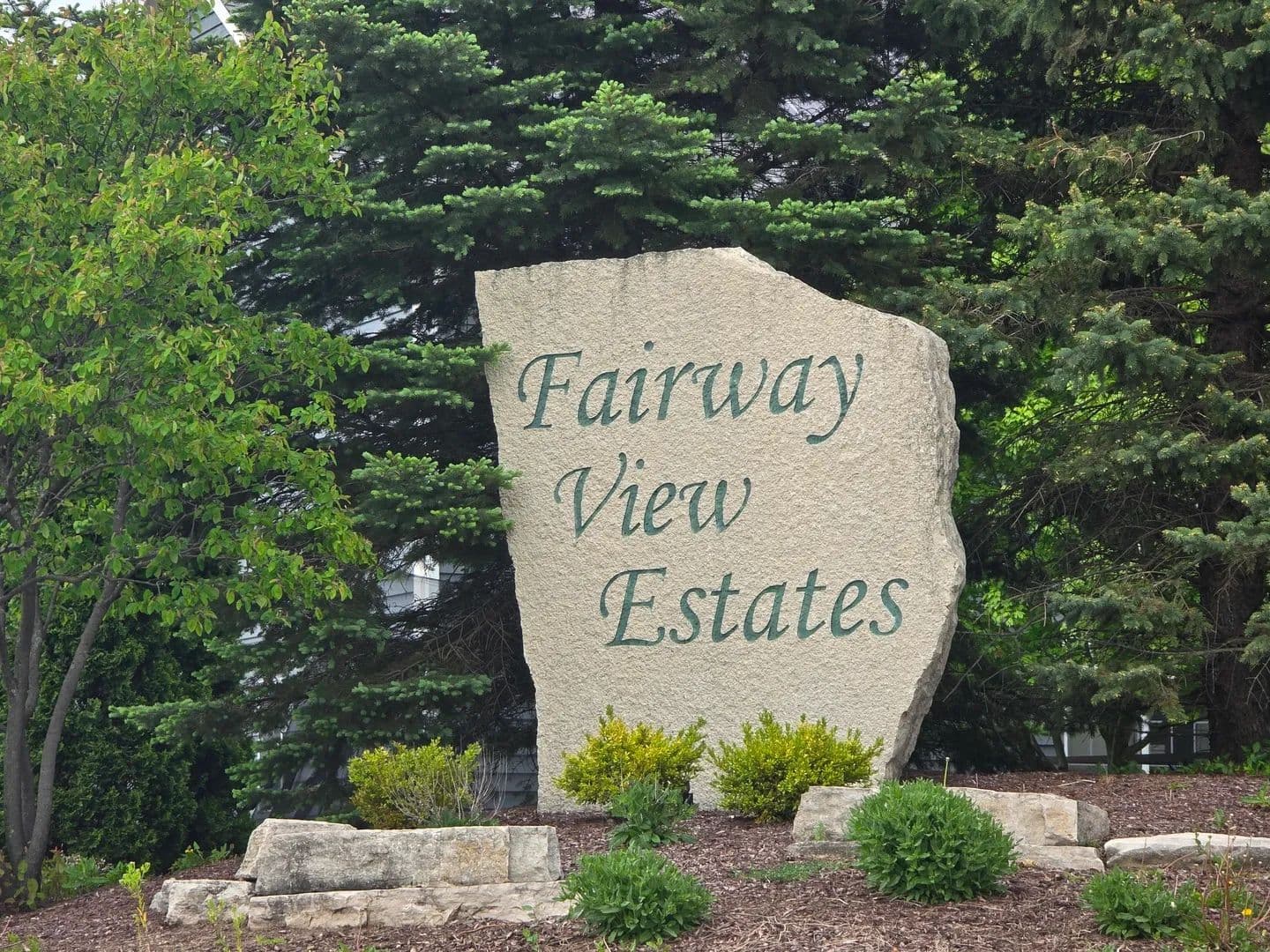 Property from 7 Springbrook Lane - KW - Algonquin, Illinois, 60102