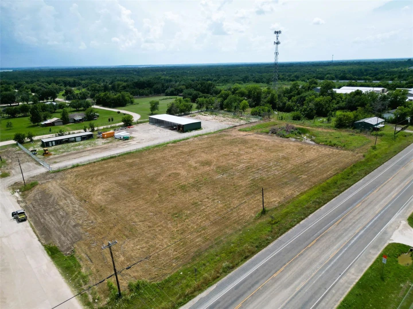 2.5 Acres of Land for Sale in West Tawakoni, Texas - West Tawakoni, Texas, 75474