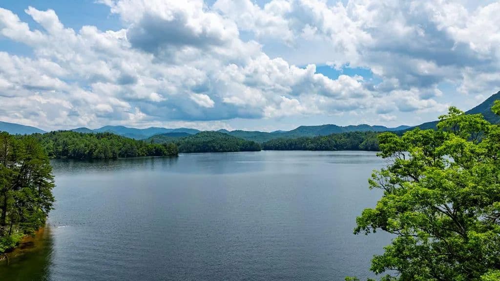 Property from #6 Lakeside - KW - Robbinsville, North Carolina, 28771