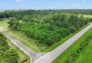 Vacant Land in Anahuac - land for sale