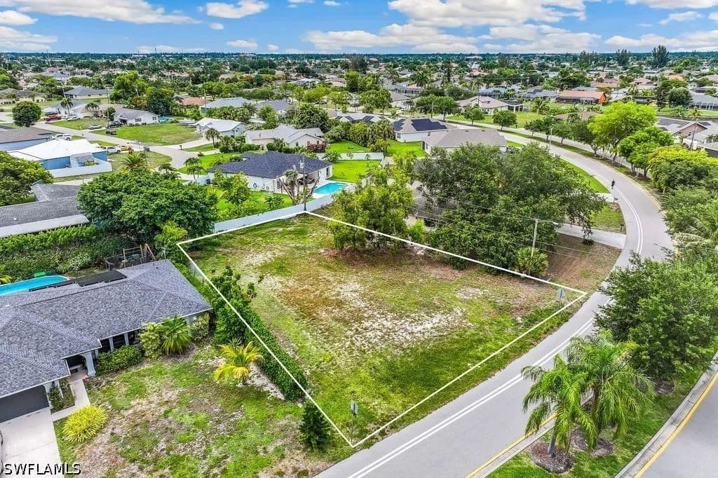 0.24 Acres of Land for Sale in Cape Coral, Florida - Cape Coral, Florida, 33904