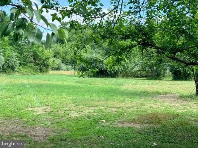 1.93 Acres of Land for Sale in Chestertown, Maryland - Chestertown, Maryland, 21620