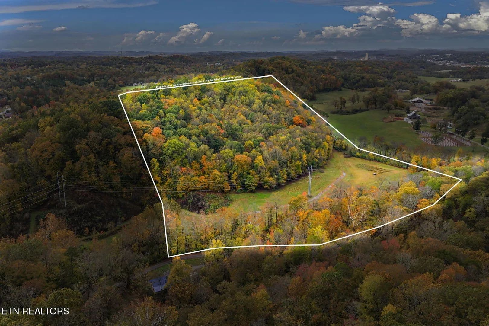 25.17 Acres of Land for Sale in Knoxville, Tennessee - Knoxville, Tennessee, 37924