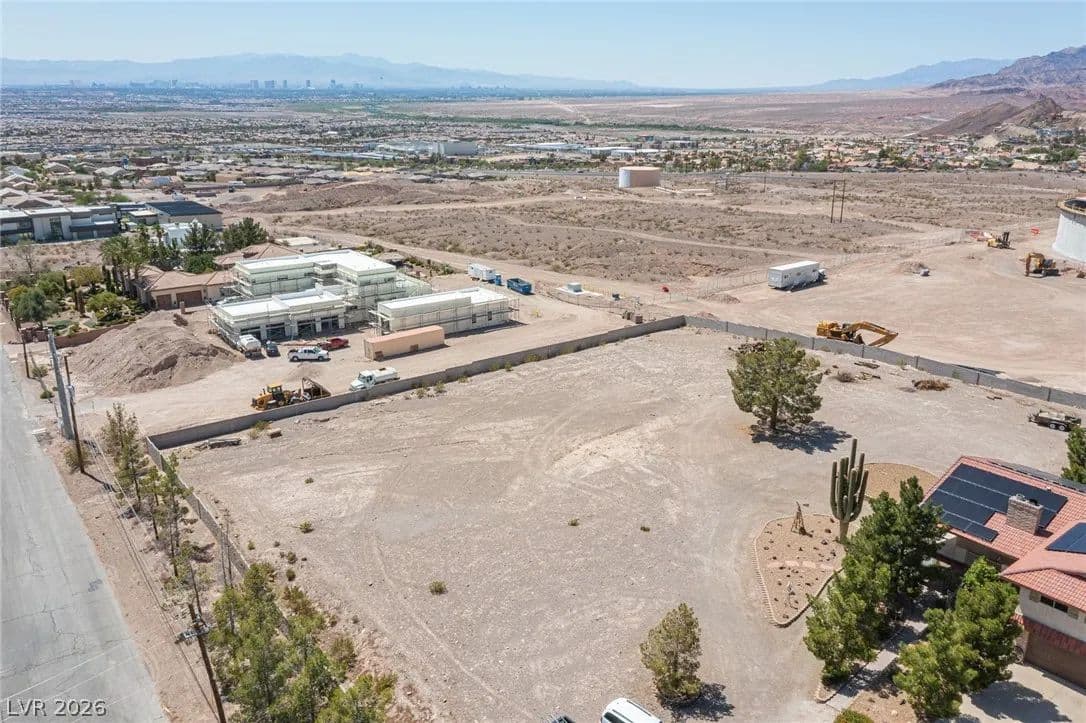 Property from Unknown Address - KW - Henderson, Nevada, 89015