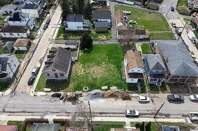 Property from 212 Russellwood Ave - KW - Pennsylvania, 15136