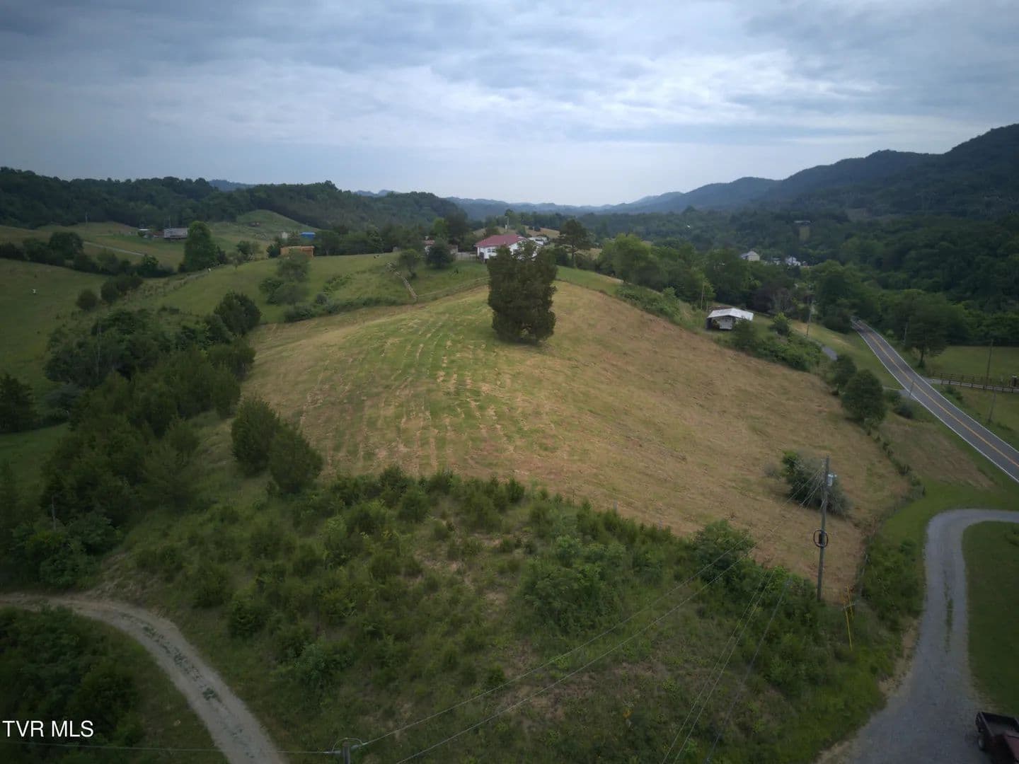 2.5 Acres of Land for Sale in Rogersville, Tennessee - Rogersville, Tennessee, 37857