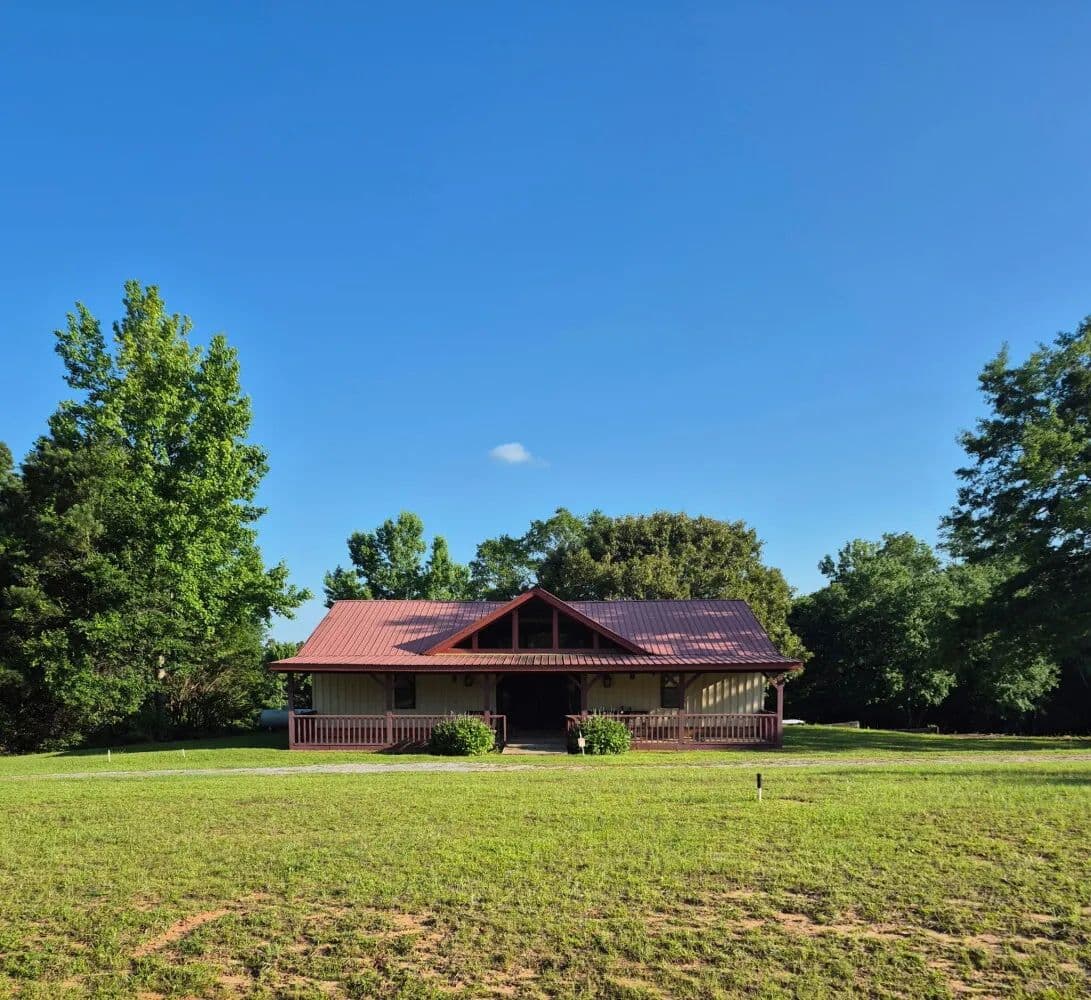 Hidden Pond Homestead - Plantersville, Alabama, 36758
