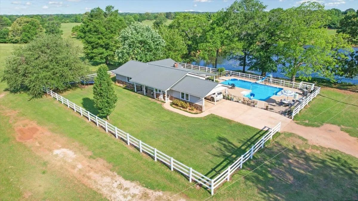 563 Black Tern Ln, Idabel - 190 Acres - Idabel, Oklahoma, 74743