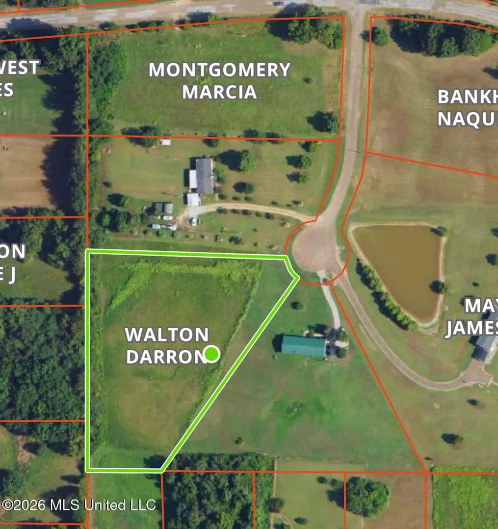 2.47 Acres of Land for Sale in Senatobia, Mississippi - Senatobia, Mississippi, 38668