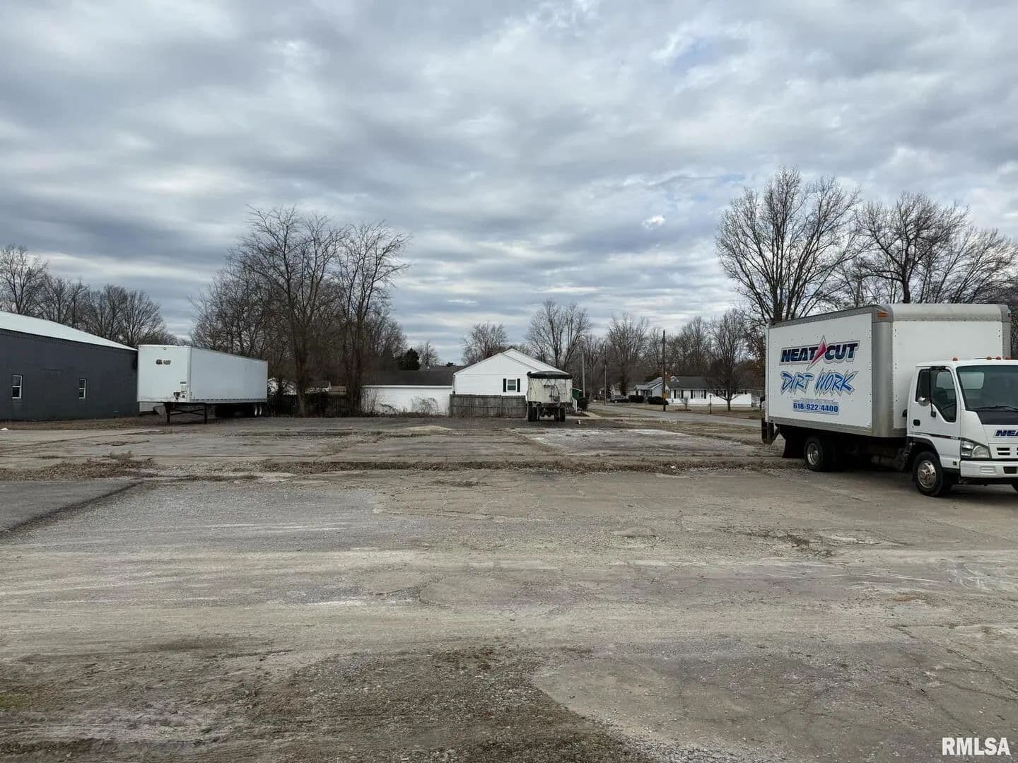 Property from 1200 S COURT Street - KW - Marion, Illinois, 62959