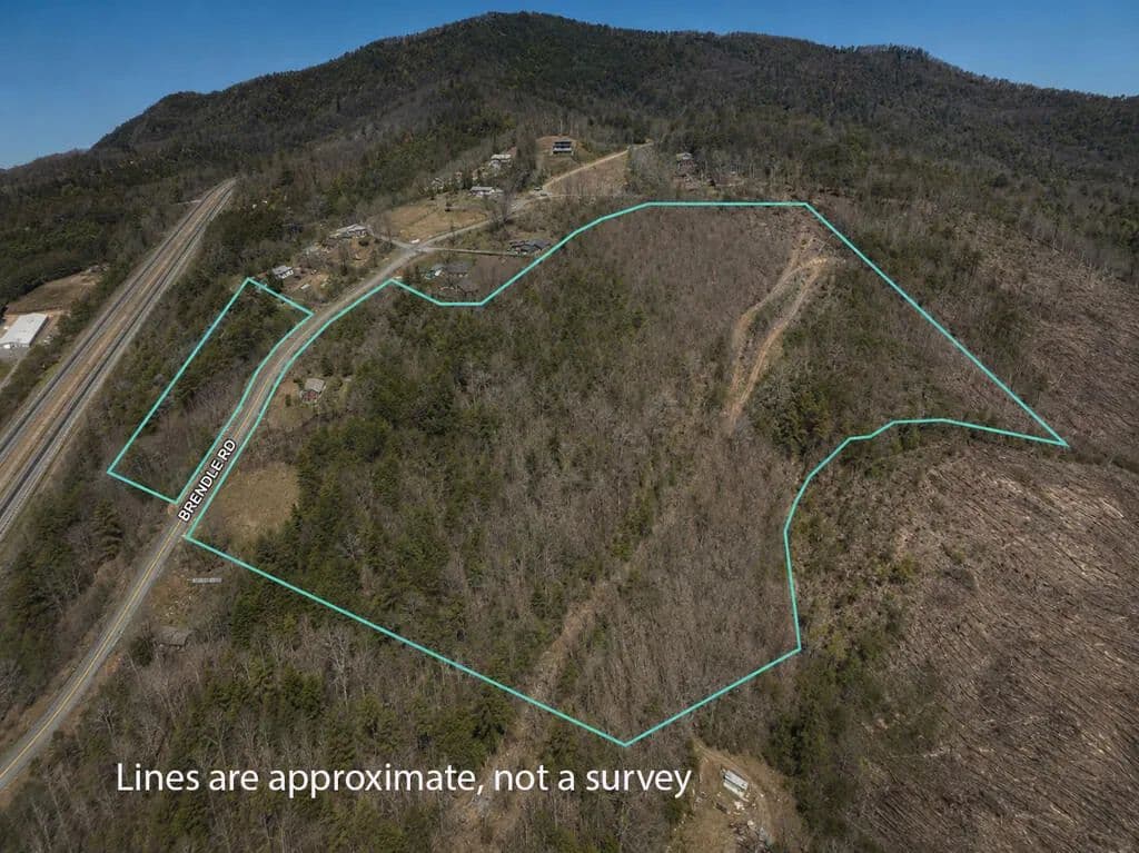 29.68 Acres of Land for Sale in Bryson City, NC - Bryson City, North Carolina, 28713