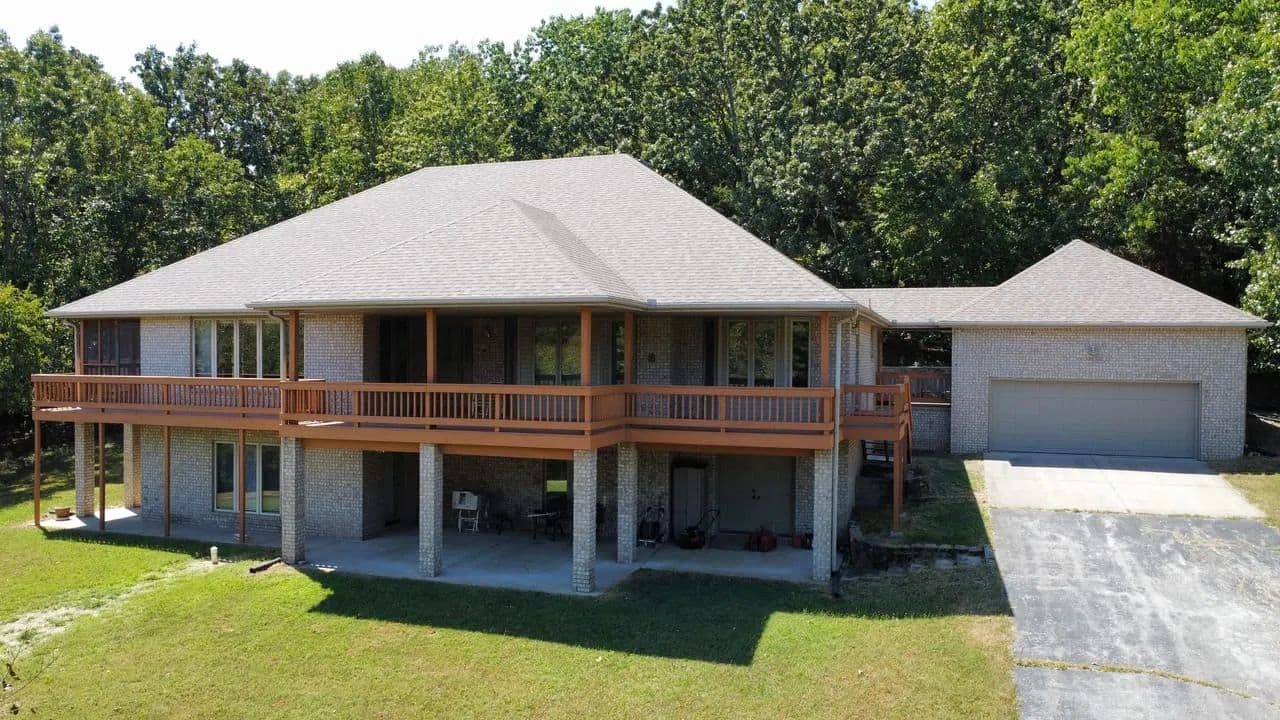 4588 SF Home on 29 Acres in Greene County Missouri - Rogersville, Missouri, 65742