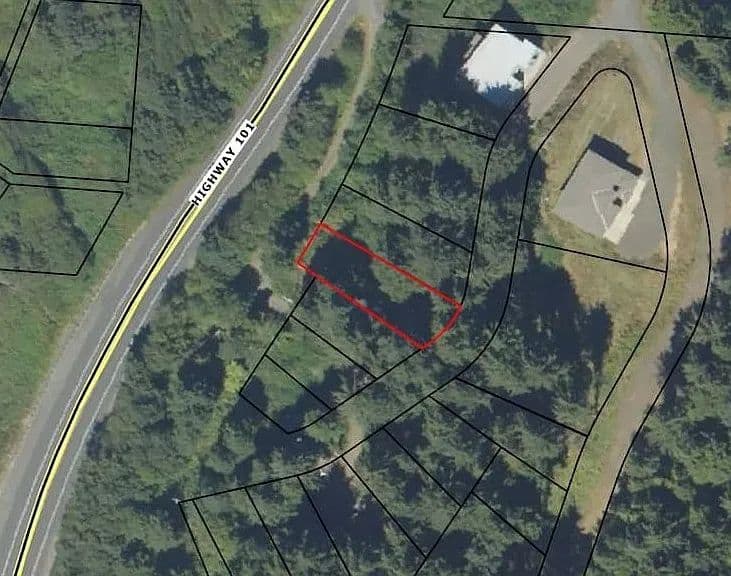 Land -Single Family Acreage in Cannon Beach - Cannon Beach, Oregon, 97110