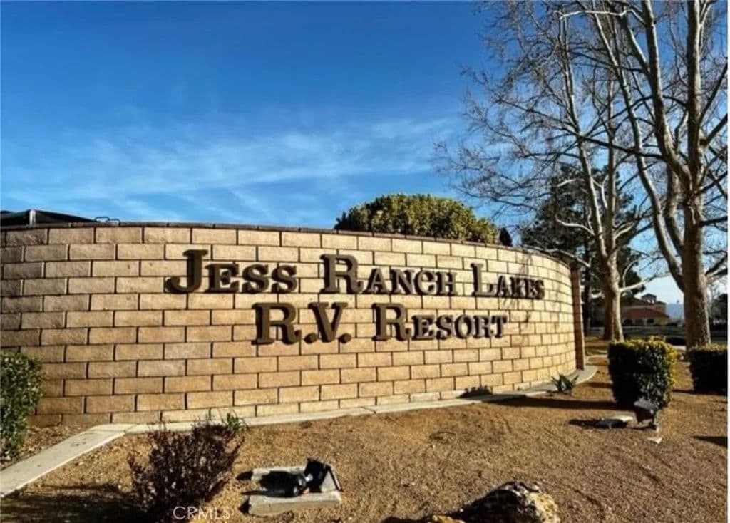 0.1 Acres of Land for Sale in Apple Valley, California - Apple Valley, California, 92308