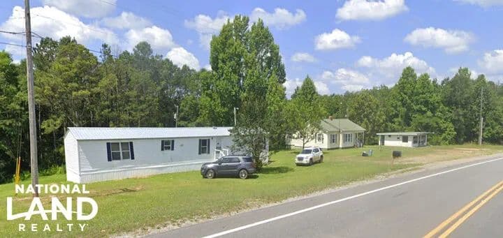“Investment” Captures Residential + Commercial + Land Buyers - Maplesville, Alabama, 36750
