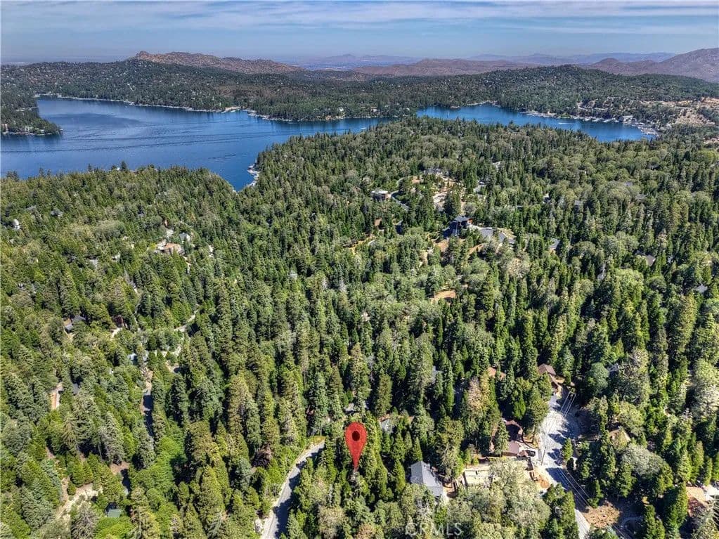 Vacant Land in Lake Arrowhead - Lake Arrowhead, California, 92352
