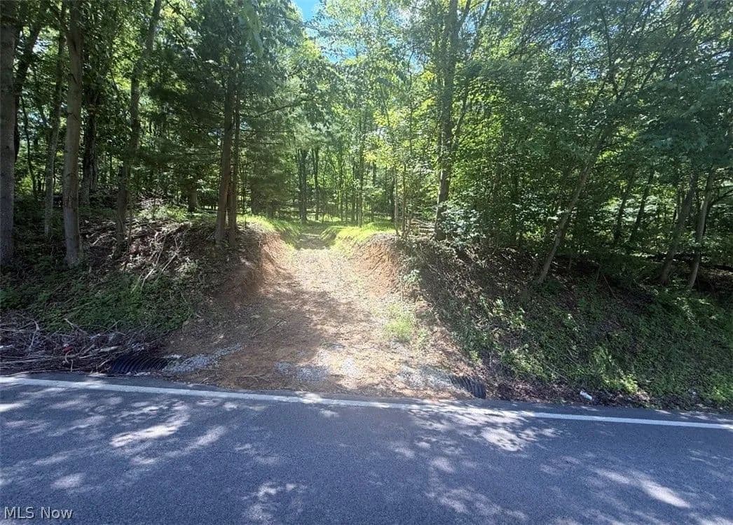 4.35 Acres of Land for Sale in New Cumberland, West Virginia - land for sale
