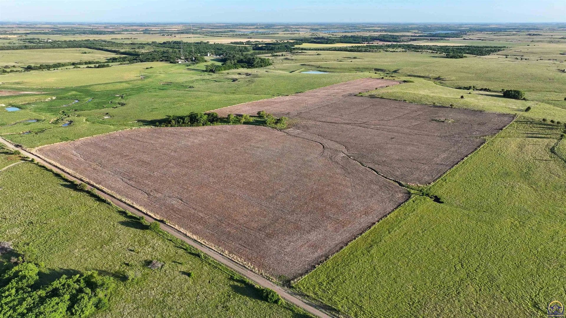 Property from 00000 100 Ave - KW - Herington, Kansas, 67449