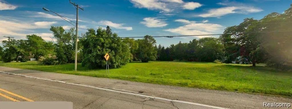 Property from 5666 AUBURN Road - KW - , Michigan, 48317