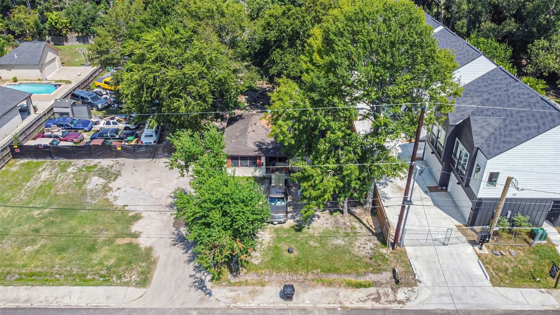 0.29 Acres of Land for Sale in Houston, Texas - Houston, Texas, 77033