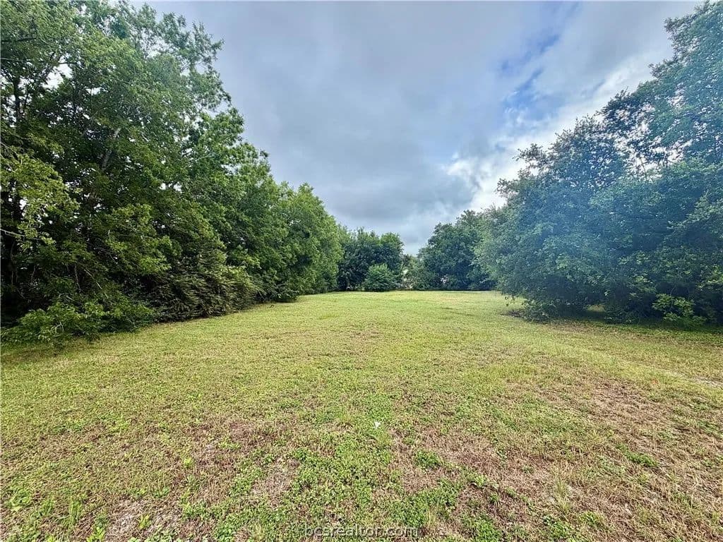 0.23 Acres of Land for Sale in Bryan, Texas - Bryan, Texas, 77803