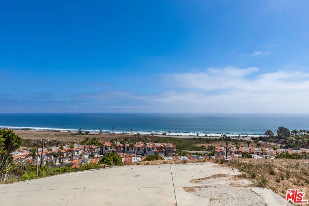 0.67 Acres of Land for Sale in Malibu, CA - Malibu, California, 90265