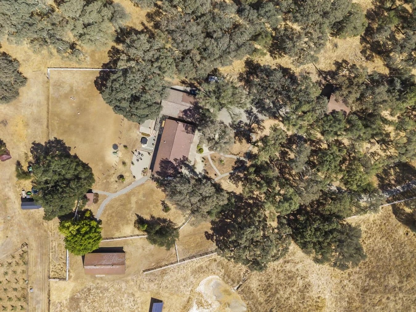 1125 Wolf Creek Road - land for sale