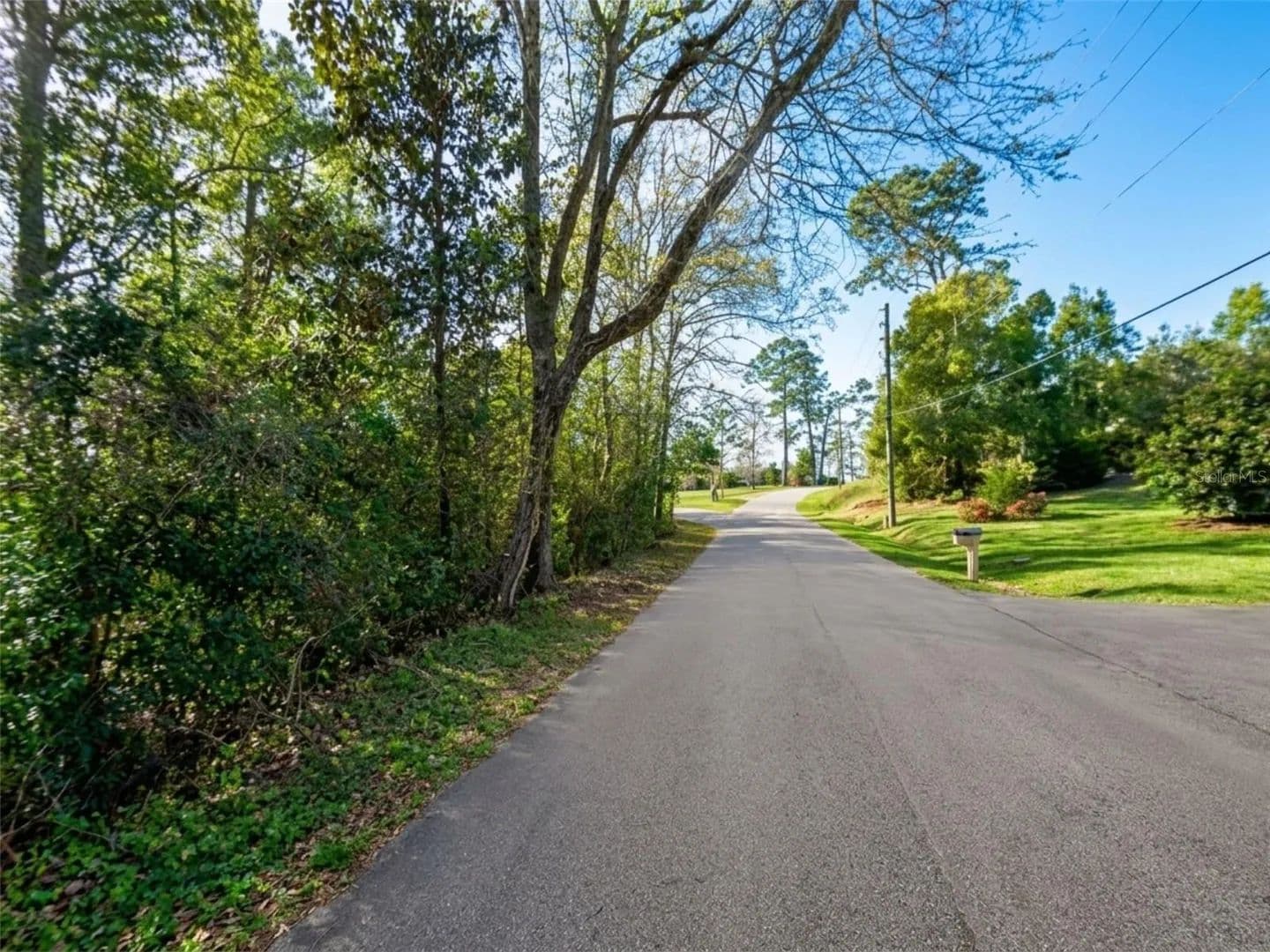 2.75 Acres of Land for Sale in Chattahoochee, Florida - Chattahoochee, Florida, 32324