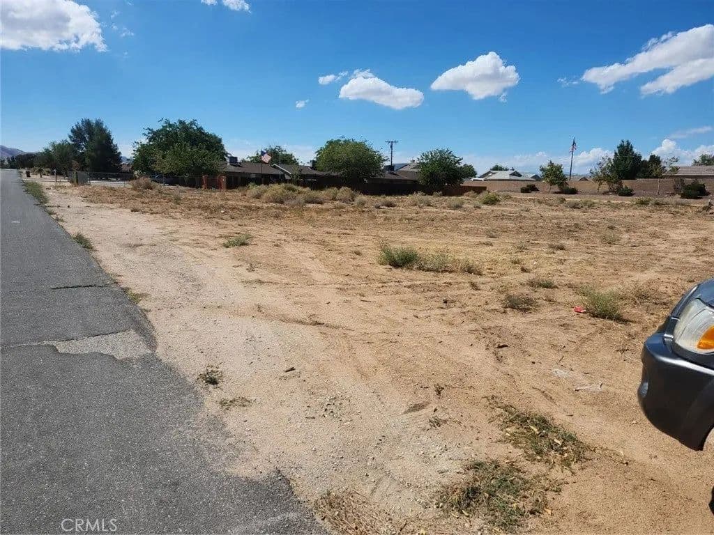 Lots & Land-Other in Apple Valley - Apple Valley, California, 92308