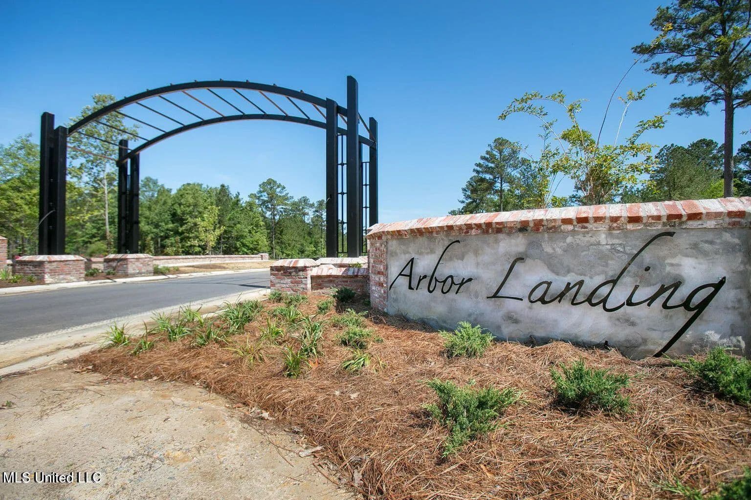 Property from 197 Arbor View - KW - Brandon, Mississippi, 39047