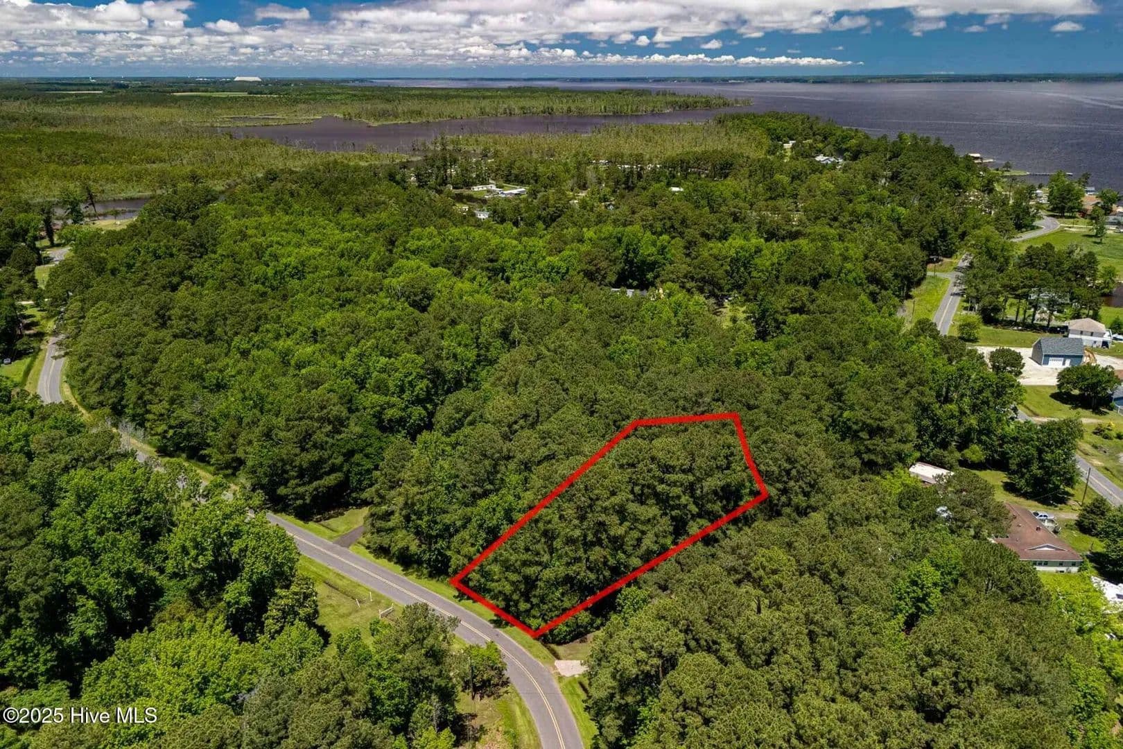 0.44 Acres of Land for Sale in Elizabeth City, North Carolina - Elizabeth City, North Carolina, 27909