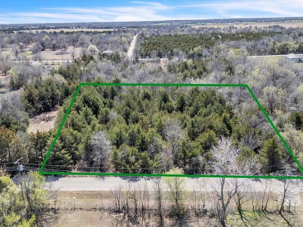 1.38 Acres of Land for Sale in Spencer, Oklahoma - Spencer, Oklahoma, 73084