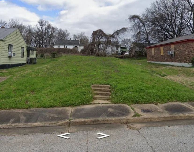0.05 Acres of Land for Sale in Memphis, Tennessee - Memphis, Tennessee, 38109