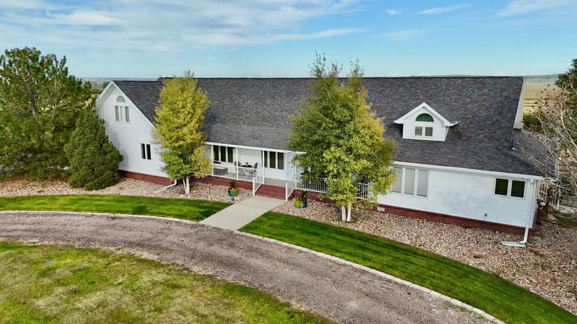 Gering Hilltop Homestead