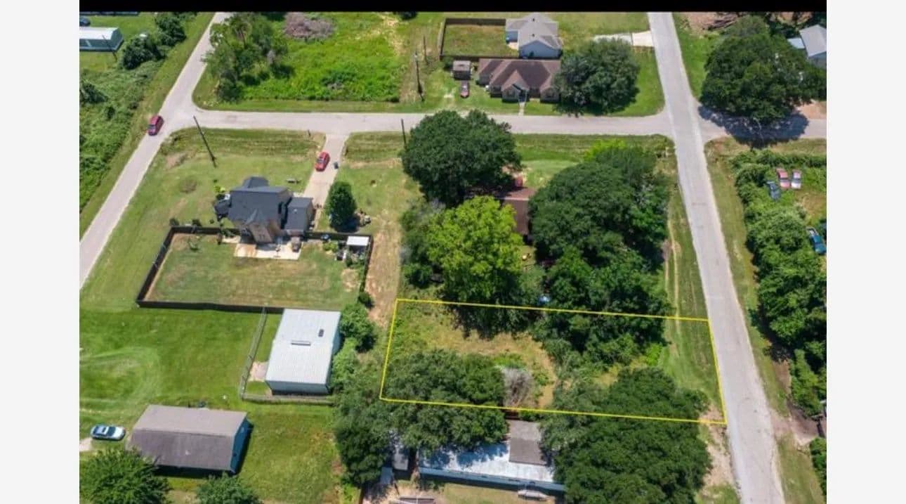 0.14 Acres of Land for Sale in Hempstead, Texas - Hempstead, Texas, 77445