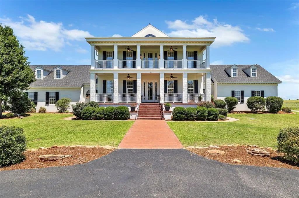 Southern elegance meets breathtaking Oklahoma countryside! - Purcell, Oklahoma, 73080