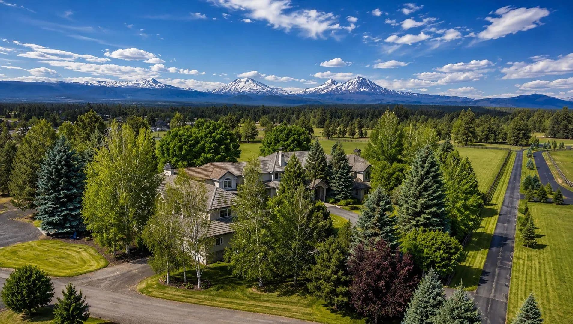 Three Sisters Equestrian Estate - Bend, Oregon, 97701