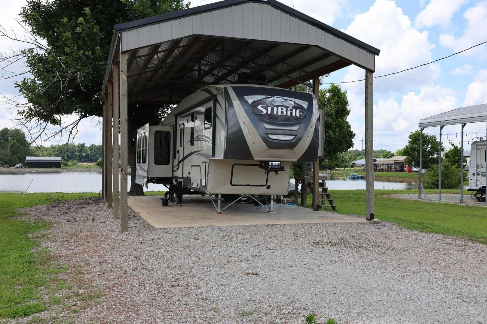 Property from 420 RETRIEVER LP LOOP - KW - Crump, Tennessee, 38327