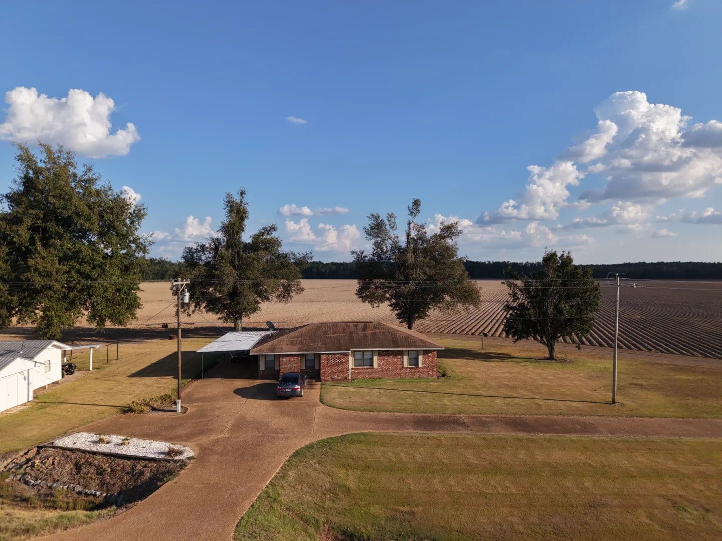 97 Acres with a Home in Leflore County at 14878 County Road 511 in Sidon, MS - land for sale