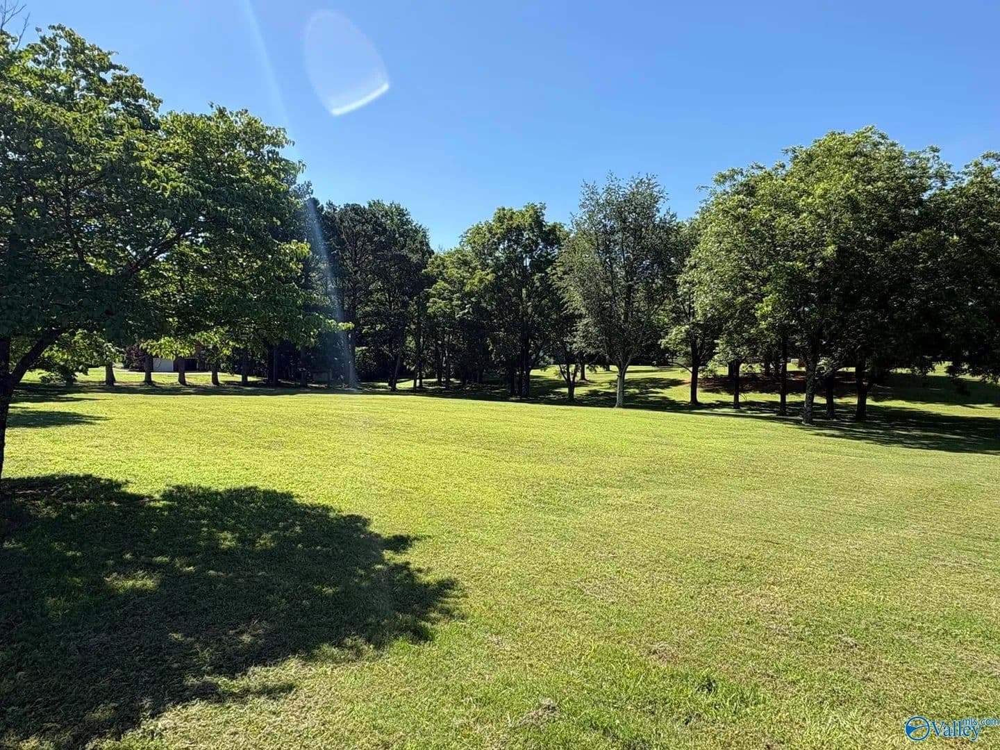 1 Acre of Land for Sale in Huntsville, Alabama - Huntsville, Alabama, 35806