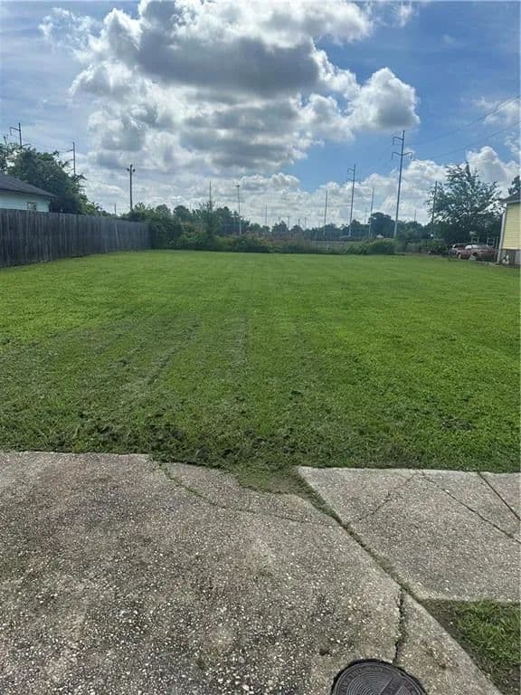 Land for Sale in New Orleans, Louisiana - New Orleans, Louisiana, 70117
