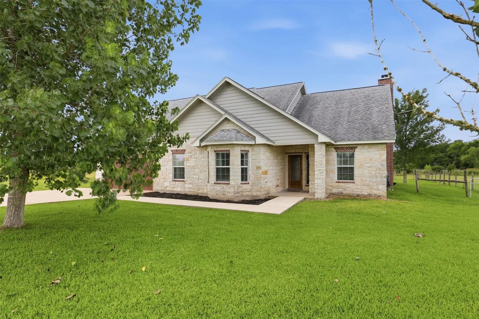 39 Acres of Land for Sale in Richards, Texas - land for sale