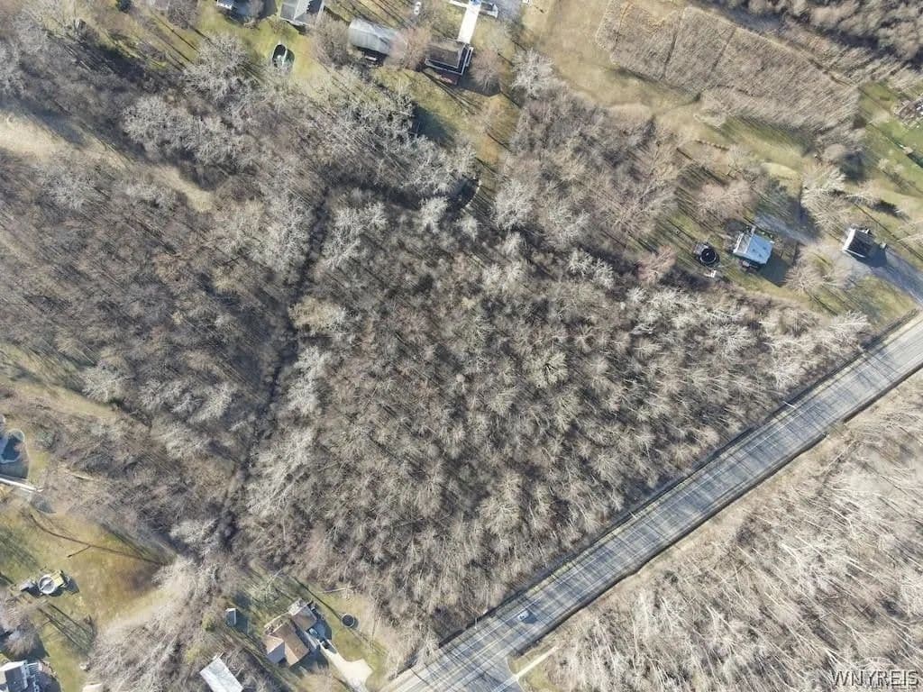 Lots & Land-Other in Getzville - Getzville, New York, 14068