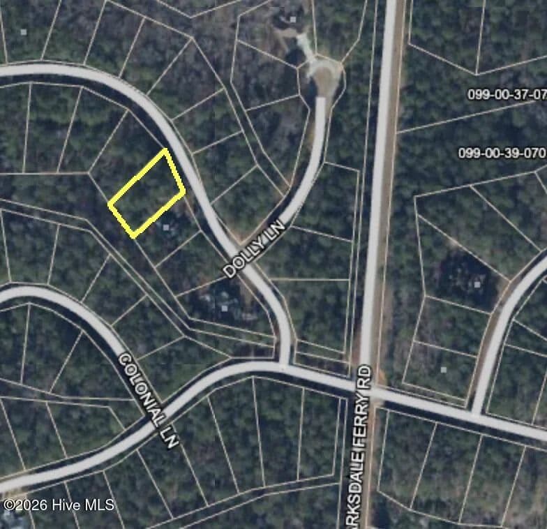 0.38 Acres of Land for Sale in McCormick, SC - McCormick, South Carolina, 29835