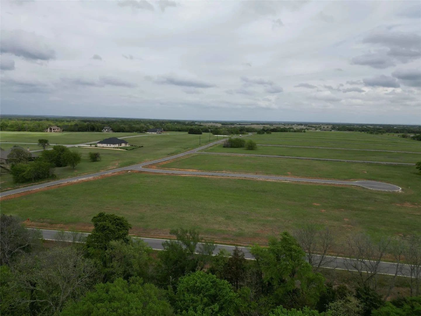 Property from 30 Salem Glen - KW - Gordonville, Texas, 76245