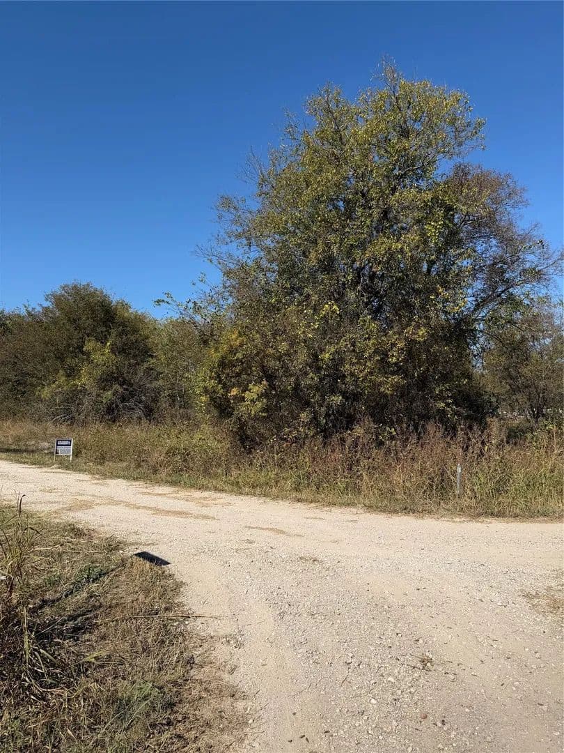 Vacant Land in Lone Oak - land for sale