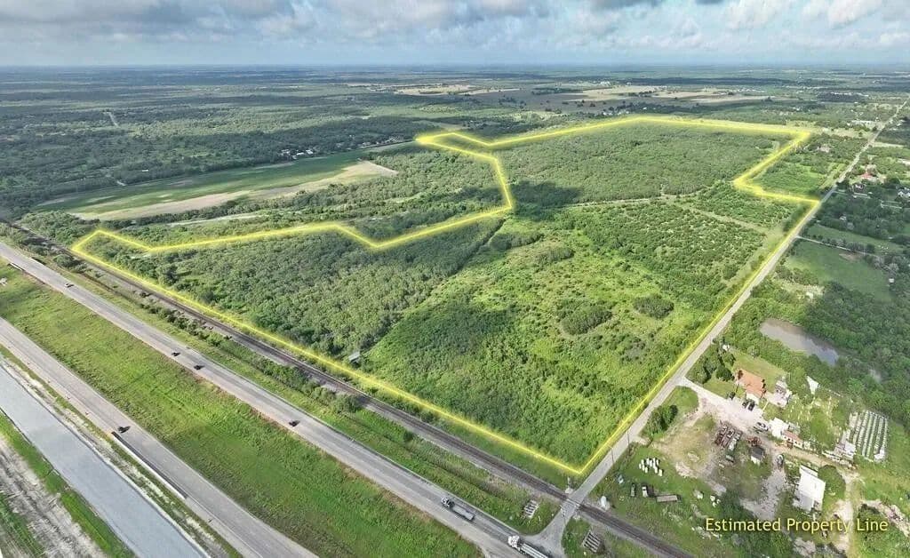 164.59 Acres of Land for Sale in Kingsville, Texas - Kingsville, Texas, 78363